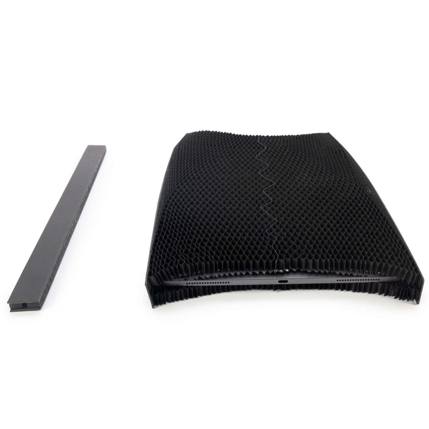 13.75" Flexi-Hex™ Honeycomb Packing Paper Sleeves, L, Black 6